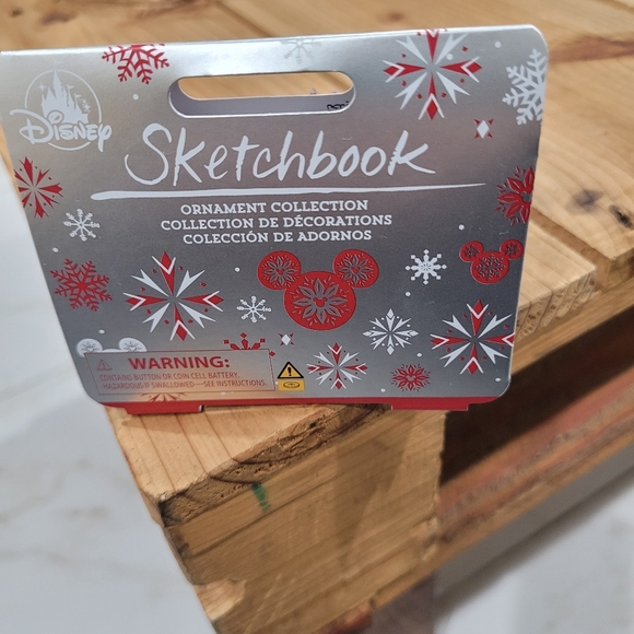 Disney Encanto Ornament - Picture 4 of 4